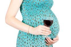 Алкоголь при беременности - причина пороков сердца